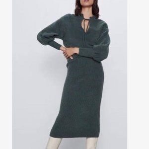 NWOT Zara Green Knit Wool Blend Cropped Tie Knit Sweater and Skirt Set